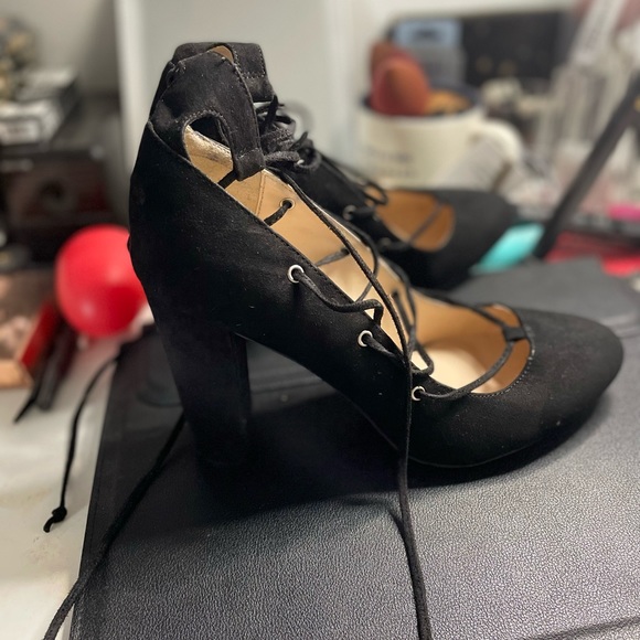 Forever 21 Women’s Lace Up Block Heel Size US 8 - Picture 4 of 4